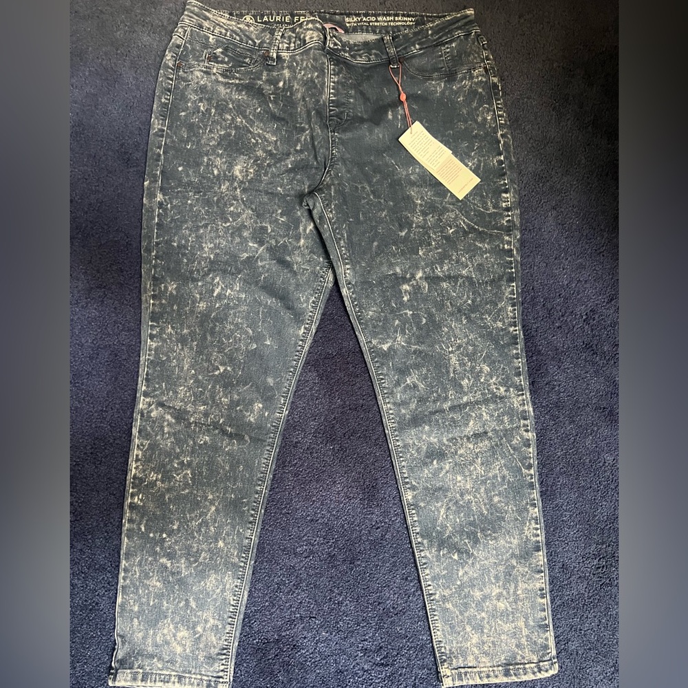 acid wash skinny jeans